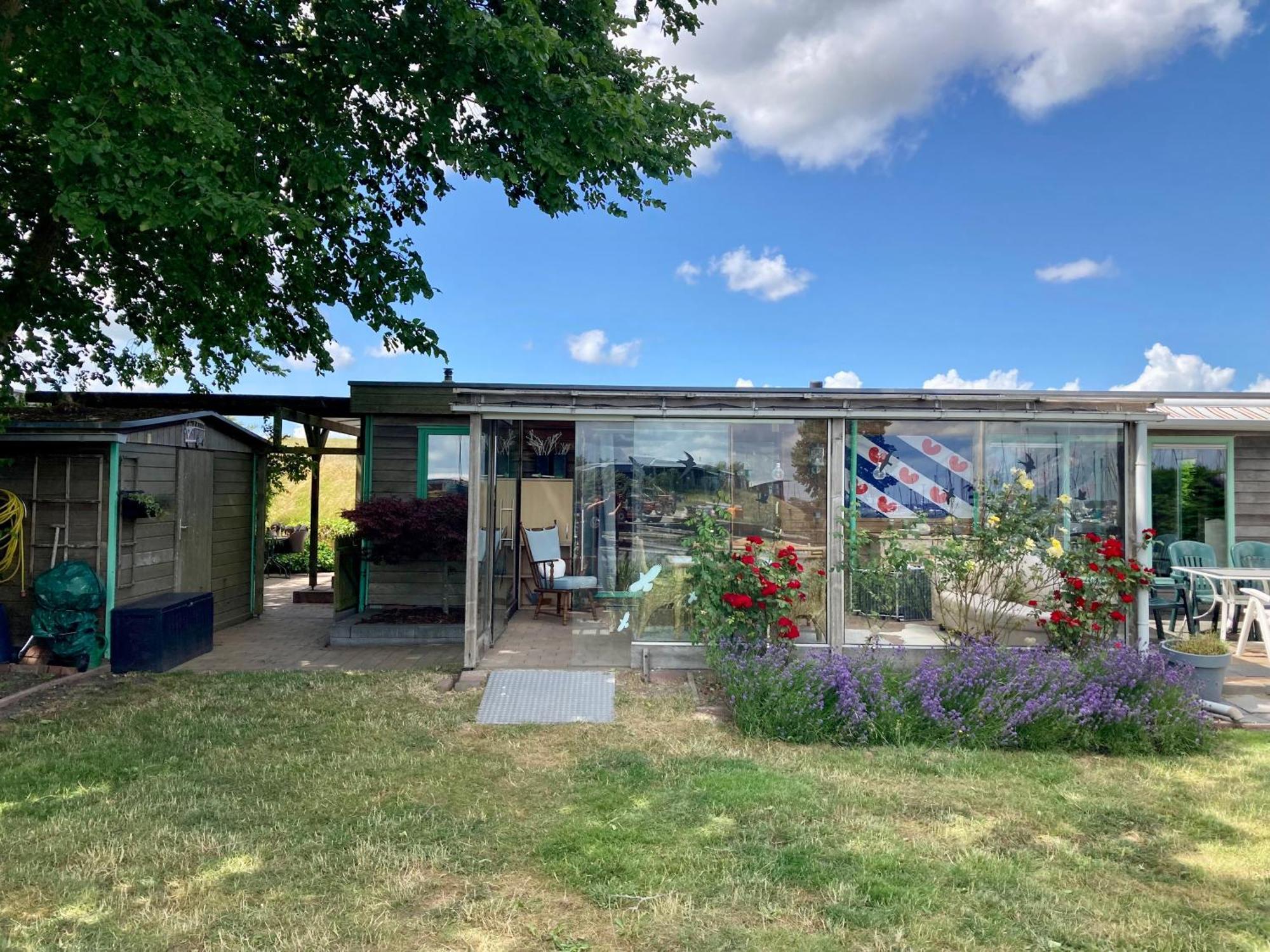 4 Pers Holiday Home Hilla With Winter Garden In Front Of The Dike Directly On The Lauwersmeer Anjum Exterior foto