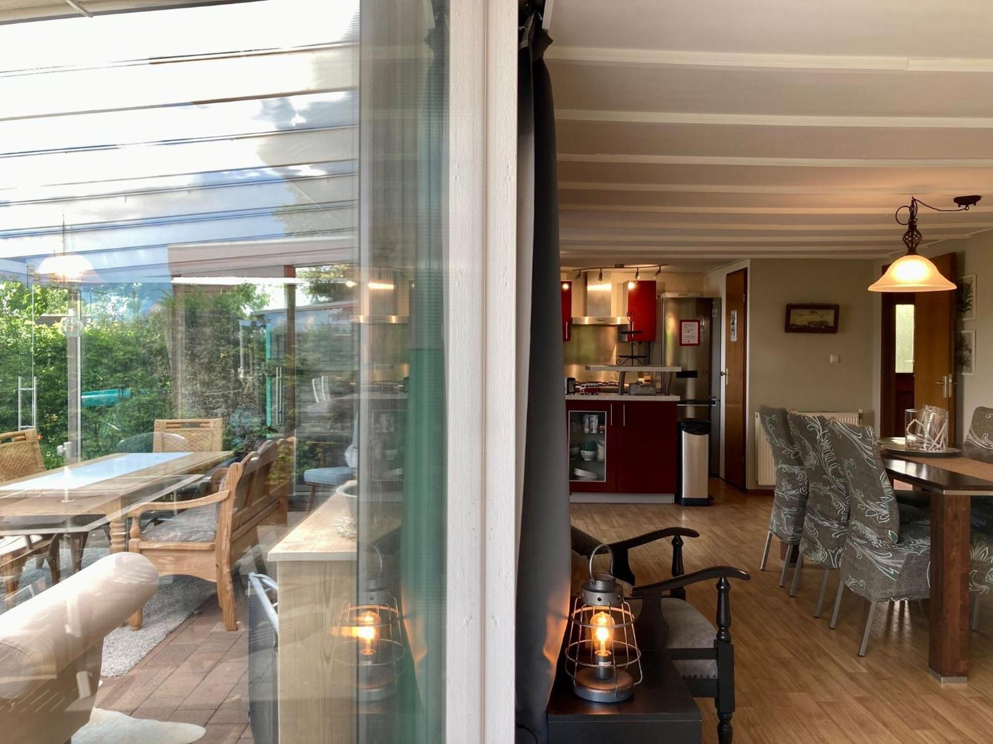 4 Pers Holiday Home Hilla With Winter Garden In Front Of The Dike Directly On The Lauwersmeer Anjum Exterior foto